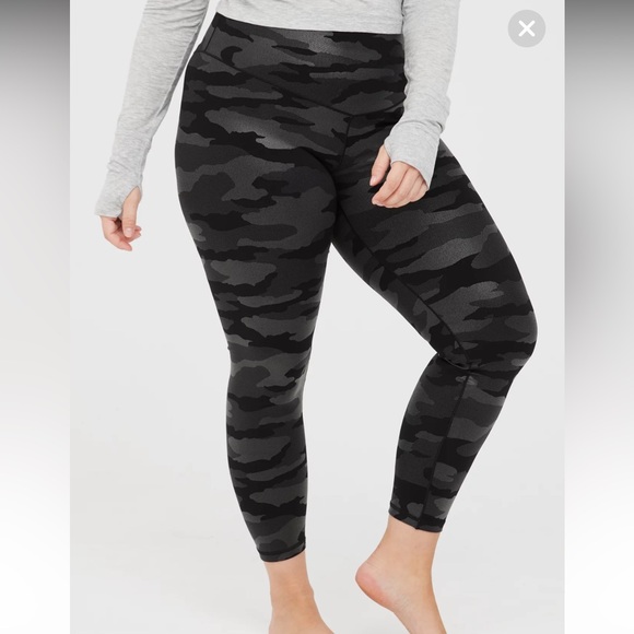 OFFLINE By Aerie Real Me High Waisted Foil Legging - Picture 1 of 8